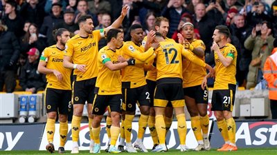 الدوري الإنجليزي، وولفرهامبتون يتقدم على بيرنلي بهدف في الشوط الأول 