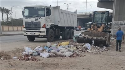 رفع 1080 طن مخلفات وتراكمات بكفر غطاطي أسفل الدائري بالمنصورية والليبيني (صور)