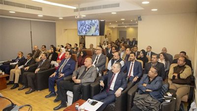  حملة حازم عمر تجتمع بغرف عمليات الشعب الجمهوري استعدادا للانتخابات الرئاسية