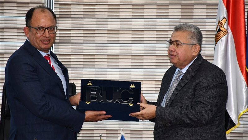 رئيس جامعة حلوان