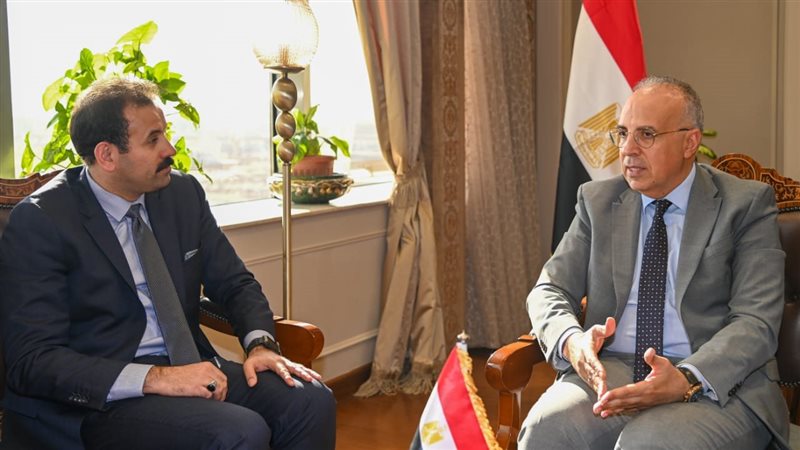 وزير الري الدكتور
