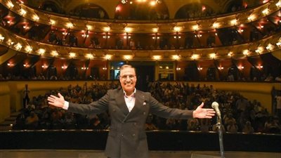 سعيد الأرتيست لـ فيتو: تعاونت مع صباح ووردة وكارم محمود.ووصلت للعالمية ولا أفكر في الاعتزال..والطبلة أهم آلة موسيقية..وأزمتي مع شاكوش انتهت