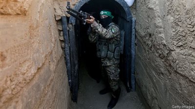 فيديو وصور للحظة بدء الجيش الإسرائيلي ملء أنفاق غزة بالمياه