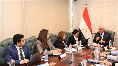 بأجور رمزية، وزير التعليم يكشف تفاصيل مجموعات الدعم المدرسي الجديدة 