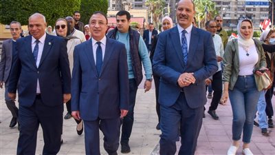 محافظ الإسكندرية يتفقد مقر اللجنة العامة للانتخابات 