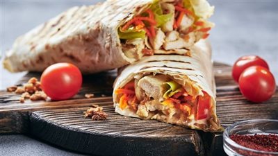 طريقة عمل شاورما الفراخ زي المحلات وبأقل التكاليف