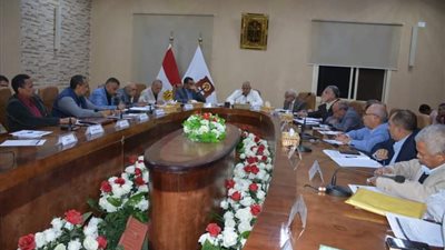 الزملوط يقرر سحب الأراضي غير المستغلة بالمشروعات غير الجادة وإعادة طرحها بالمرافق