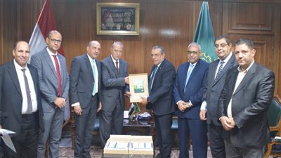 البنك الزراعي يتبرع بمبلغ 600 ألف جنيه لصالح الأسر الأكثر احتياجا بالقليوبية