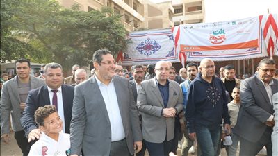 محافظ بني سويف يتفقد أنشطة وفعاليات مبادرة أنت الحياة بقرية بلفيا 