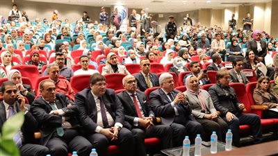 وزير التعليم العالي ورئيس جامعة عين شمس يفتتحان ندوة تحديات الأمن القومي المصري