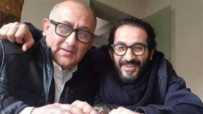 أول تعليق من أحمد حلمي على وفاة شقيقه الأكبر