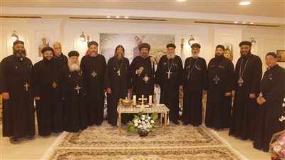 الأنبا أرسانيوس يترأس اجتماع كهنة الوادي الجديد