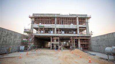 5 صور ترصد استمرار تنفيذ محطة 