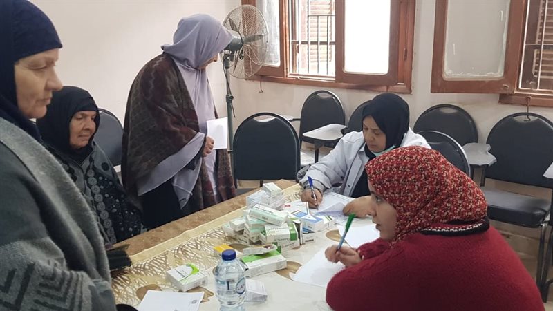 قوافل طبية بجامعة