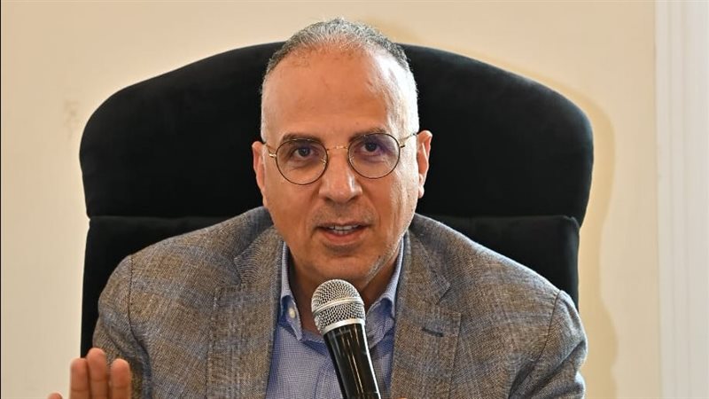 وزير الري الدكتور