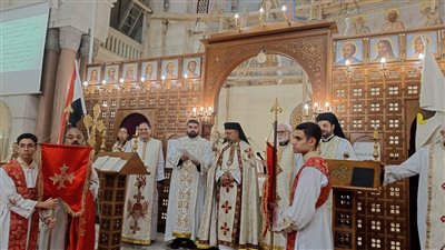 بطريرك الكاثوليك يحتفل بعيد العذراء بكنيسة الفجالة