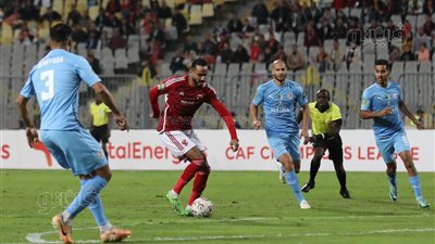 الأهلي يتعادل سلبيا أمام شباب بلوزداد بعد مرور 15 دقيقة (صور)