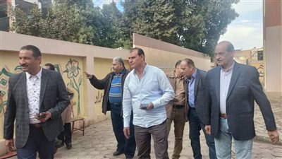 مساعد محافظة الجيزة يتفقد مقار انتخابات الهرم (صور)