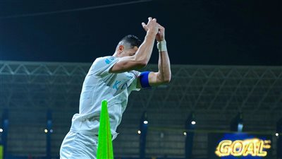 النصر السعودي يتقدم 2-0 علي الرياض في الشوط الأول ورونالدو يسجل ويصنع
