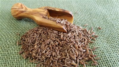 فوائد الكراوية، لصحة القلب والعظام والحماية من السرطان