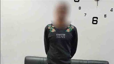 ضبط 3 أشخاص بحوزتهم عملات أجنبية للإتجار بالسوق السوداء بالجيزة والبحر الأحمر 