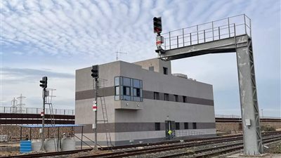 5 صور ترصد برج الإشارات بمحطتي رأس العش والرسوة بعد الإعلان عن دخولهما الخدمة