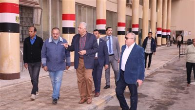 وزير الزراعة يطمئن على جاهزية اللجنة الانتخابية بمقر هيئة التعمير لاستقبال المواطنين غدا