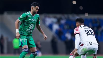 اهلي جدة يسقط في فخ التعادل أمام الرائد بالدوري السعودي 