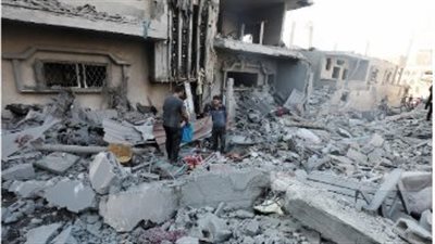 10 شهداء بعد قصف طائرات الاحتلال لمنزل في خان يونس