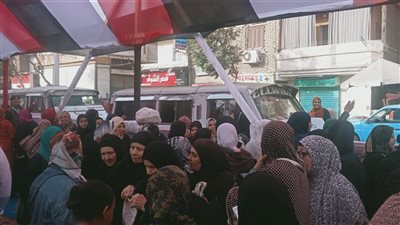 السيدات يتصدرن المشهد الانتخابي بلجان المنيب في الجيزة (صور)