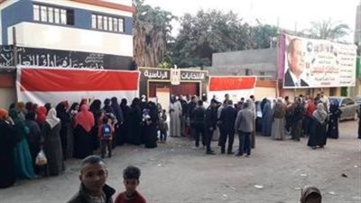 الناخبون أمام مجمع مدارس المرج: سعداء بالمشاركة في الانتخابات الرئاسية 