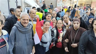 إقبال المواطنين على التصويت بالانتخابات الرئاسية في المنوفية (فيديو)