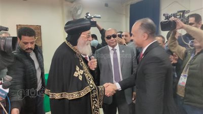 البابا تواضروس يدلي بصوته في الانتخابات الرئاسية (فيديو وصور)