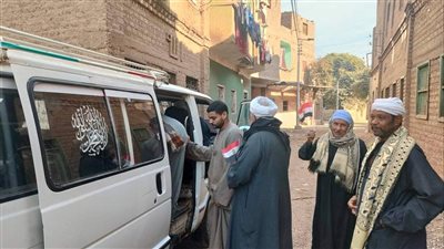 للحث على المشاركة بالانتخابات الرئاسية، مسيرة بالسيارات والأعلام في قنا (صور)