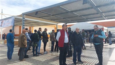 طوابير أمام لجان التصويت بمطار القاهرة للمشاركة في الانتخابات الرئاسية 