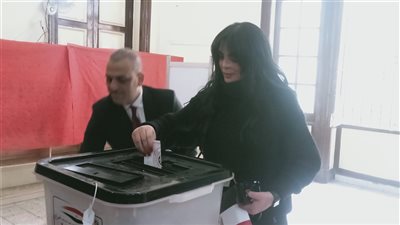 حورية فرغلي تدلى بصوتها فى الانتخابات الرئاسية 2024  (صور)