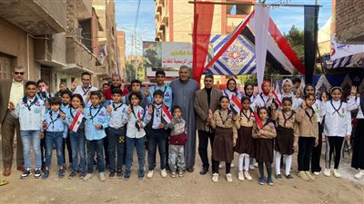 متطوعو رياضة القليوبية ينظمون عملية دخول الناخبين للجان الانتخابات الرئاسية (صور )