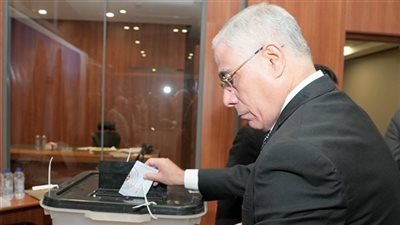 النائب العام يدلي بصوته الانتخابي في العاصمة الإدارية الجديدة 