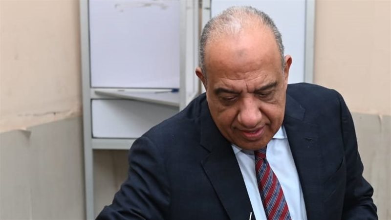 الدكتور محمود عصمت