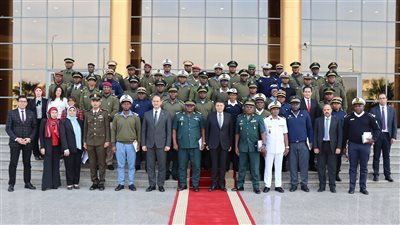 التنمية الصناعية تستقبل وفدًا عسكريًا كاميرونيًا للاستفادة من الخبرات المصرية