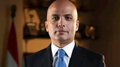 رئيس جامعة عين شمس يدلي بصوته في الانتخابات الرئاسية