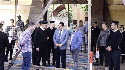 مدير أمن الأقصر يتابع عملية التصويت بالإنتخابات الرئاسية (صور)