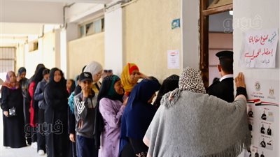 انتظام التصويت داخل لجان الاقتراع بعد انتهاء فترة راحة القضاة في الانتخابات الرئاسية 