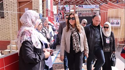 محافظ دمياط تتفقد اللجان فى أول أيام الانتخابات الرئاسية 