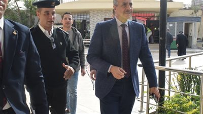 رئيس جهاز الإحصاء يدلي بصوته في الانتخابات الرئاسية 