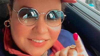 لبلبة وويزو ونهى عابدين يدلين بأصواتهن فى الانتخابات الرئاسية 2024 (صور)