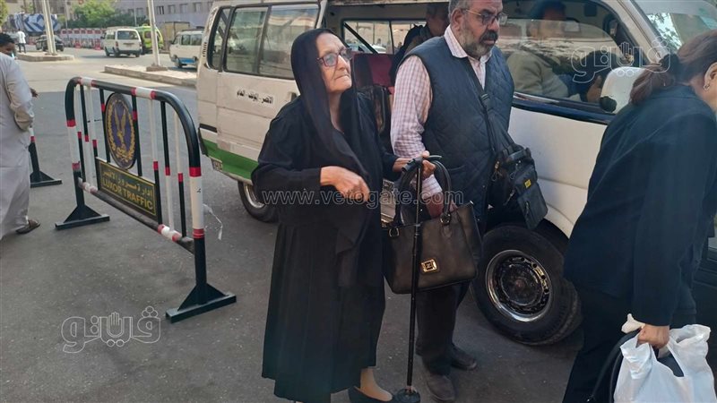 أسرة من كبار السن