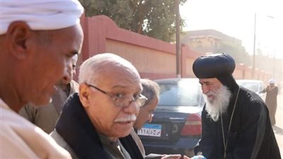 مطران نقادة يدلي بصوته في انتخابات الرئاسة 2024 (صور)