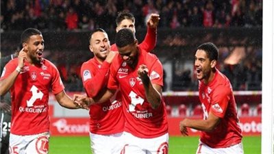 بريست يفوز على نانت 4-1 بالدوري الفرنسي