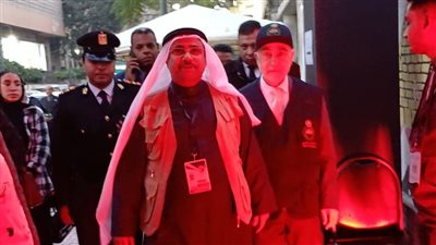 رئيس البرلمان العربي يتفقد لجان الانتخابات الرئاسية بوسط القاهرة (صور)